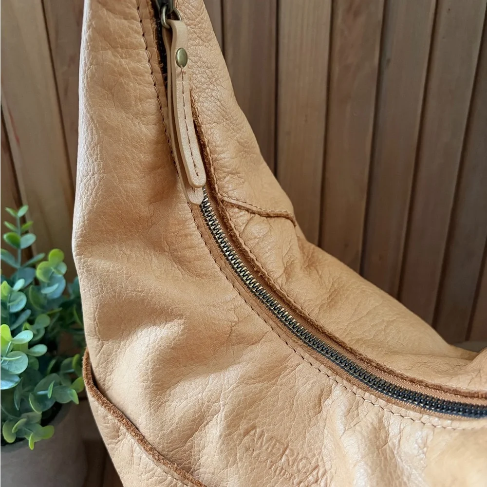 American Leather Co. slouchy leather hobo soft artisan leather  patina, camel - Picture 5 of 7
